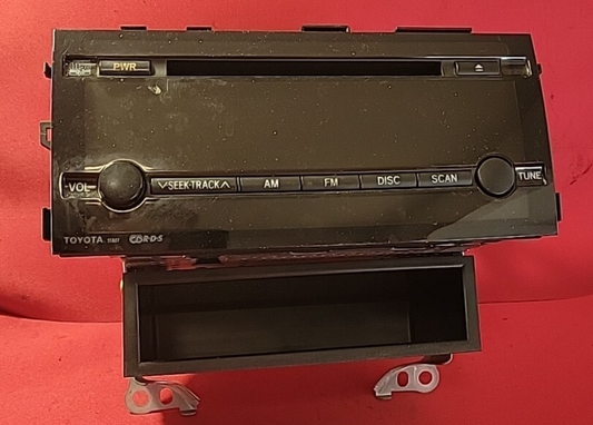 2004 2005 Toyota Prius Radio Control Unit W/O Cassette 8612047090