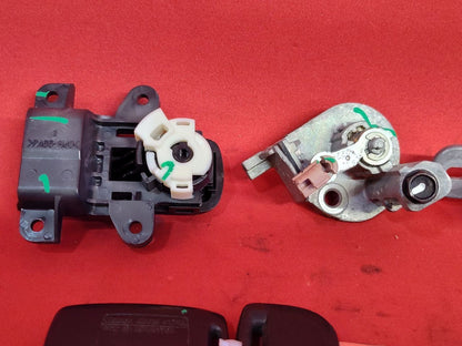 2007-2009 Mazda3 SEDAN Auto Trans Ignition Lock Cylinder Key Tumbler Key SET