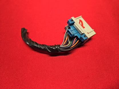 03-05 Chevy GMC Cadillac V8 ONLY A/T Speedometer Instrument Cluster - PIGTAIL