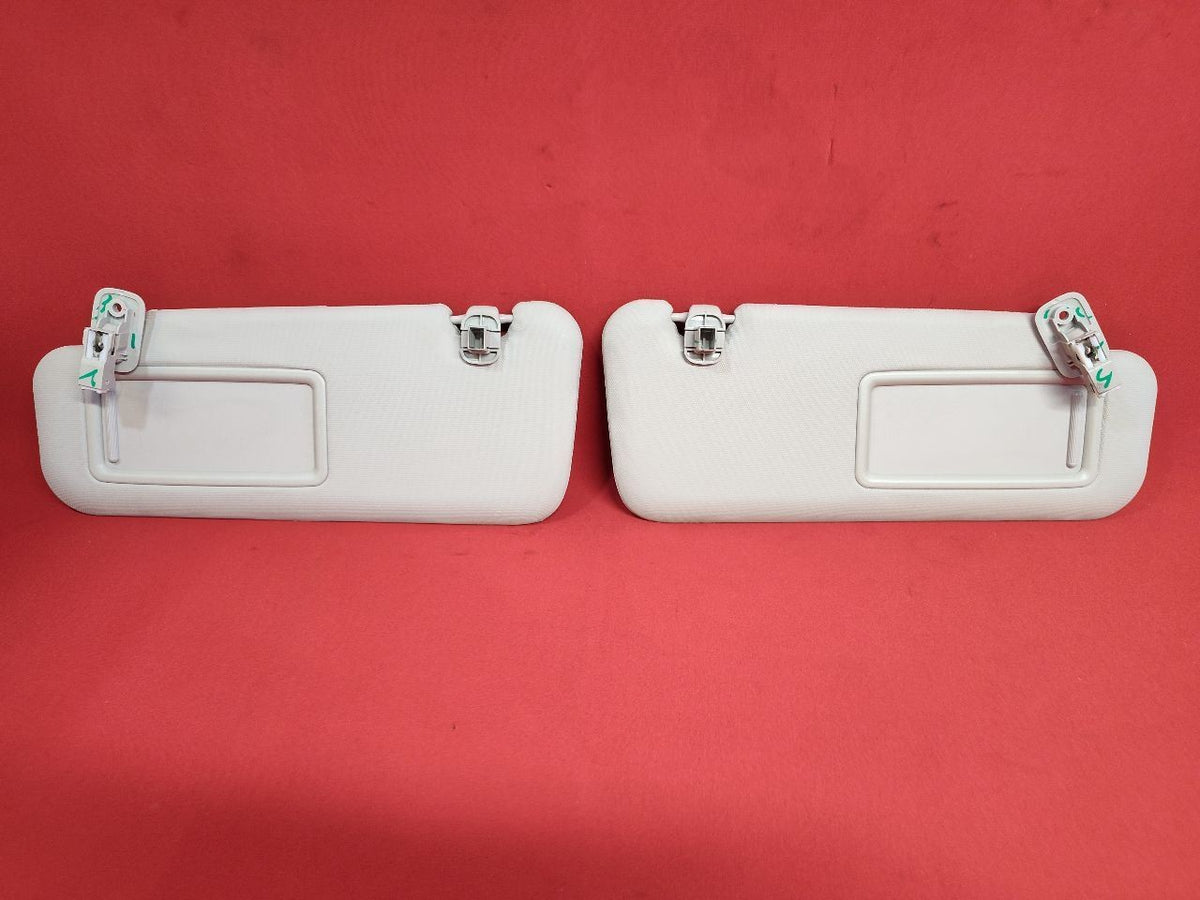 2014-2018 Mazda 3 6 Japan Built HATCHBACK Sun Visor Shade Set Illuminated Grey