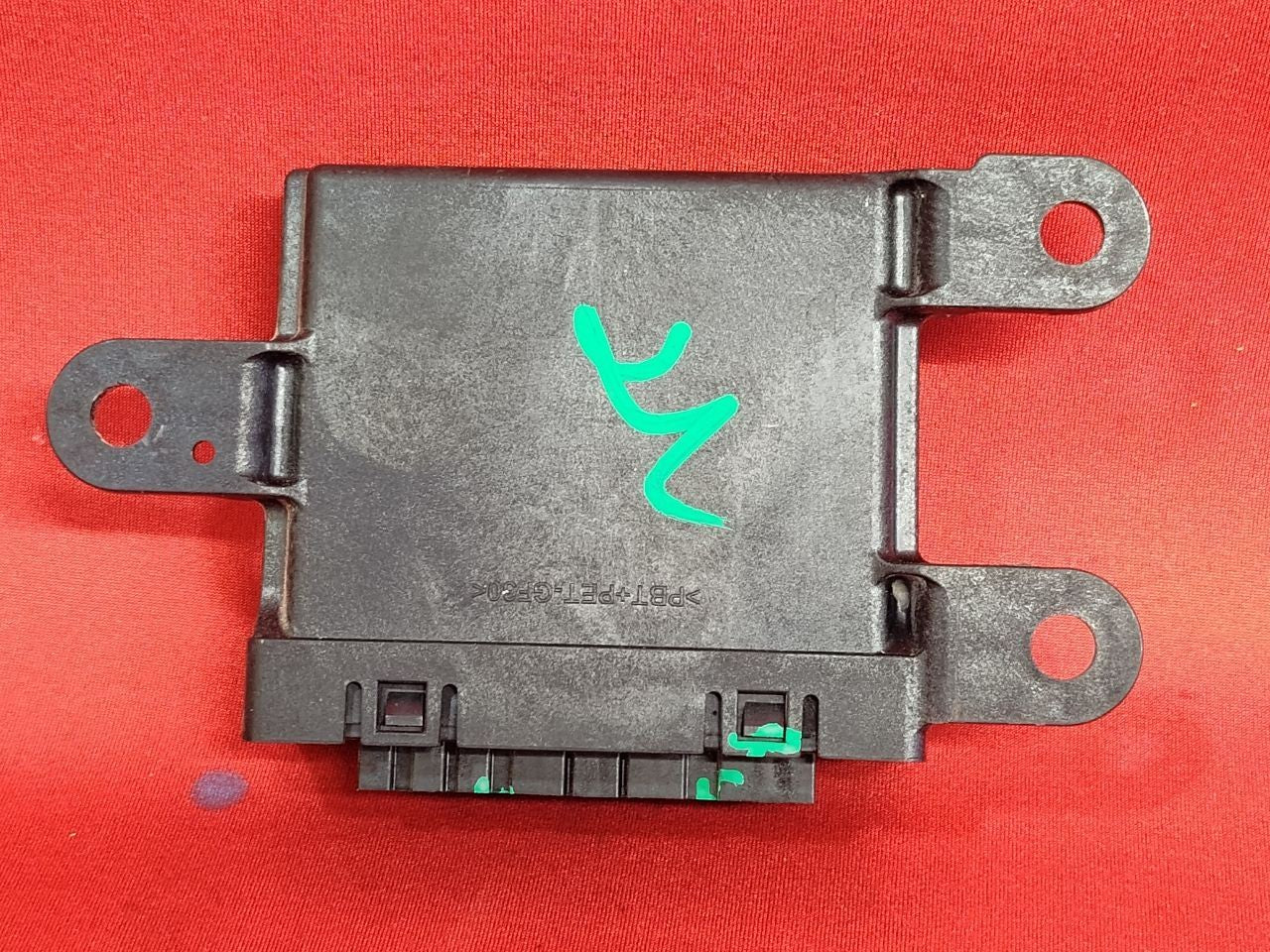 2011-2014 Chrysler 300 Trunk Mounted Parking Aid Park Assist Control Module