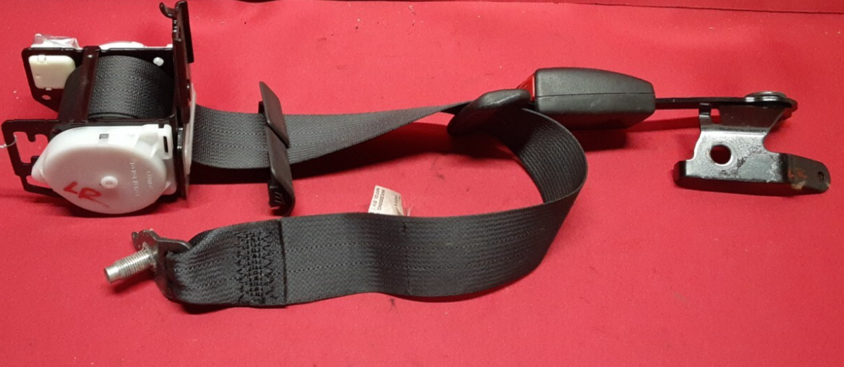 2011 - 2019 Infiniti REAR LEFT DRIVER Seat Belt w/ Buckle Black 88844-1MA0B