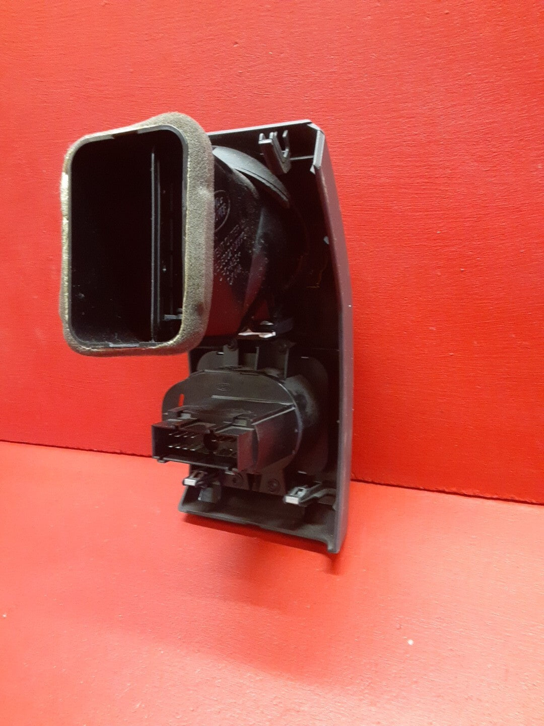 2005 -2009 Land Rover LR3 Headlight Switch W/ Vent Trim Bezel Left Driver