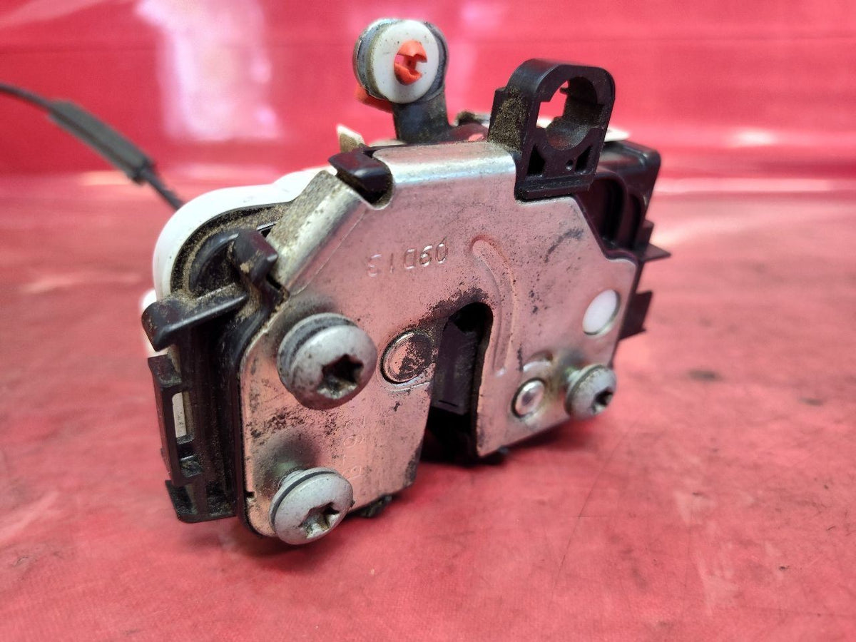 2012-2019 Fiat 500 2-Door Coupe RIGHT PASSENGER Latch Actuator w/ Power Locks