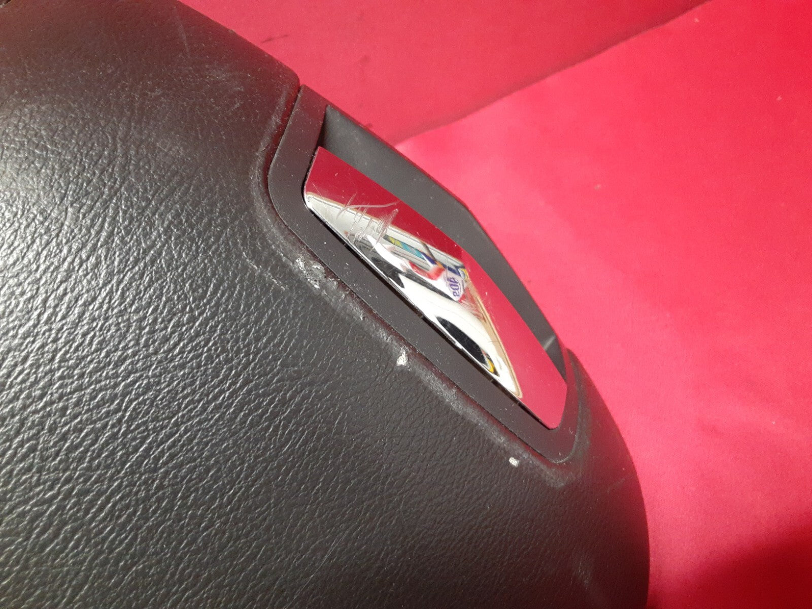 2010 - 2019 Lincoln MKT REAR Console Armrest Leather Charcoal AE9Z-7406024-BA