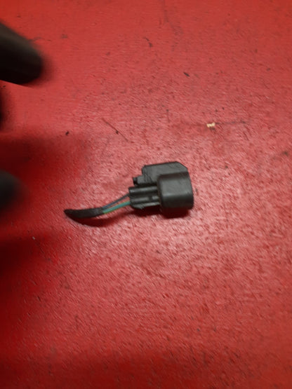 2002 - 2008 Mazda 6 3.0L V6 Fuel injector Rail Pigtail QUANTITY: 1