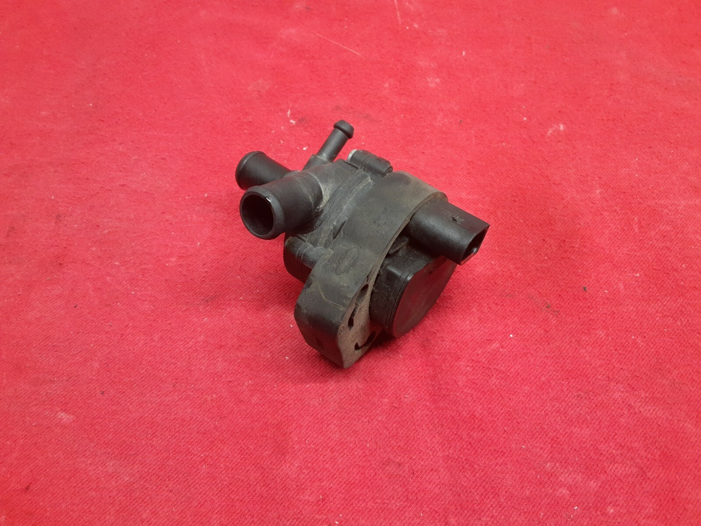 Mercedes C-Class Secondary Air Injection Smog Auxiliary Pump A-211-935-00-28