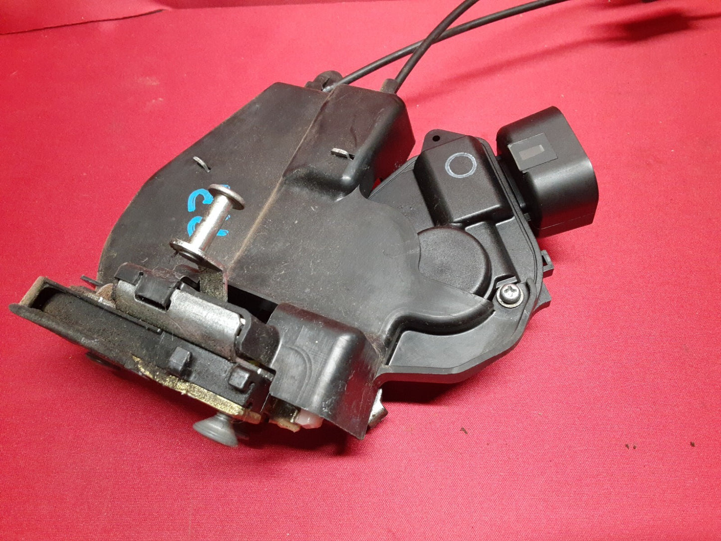 2001 - 2007 Toyota Highlander REAR RIGHT PASSENGER Door Latch Lock Actuator