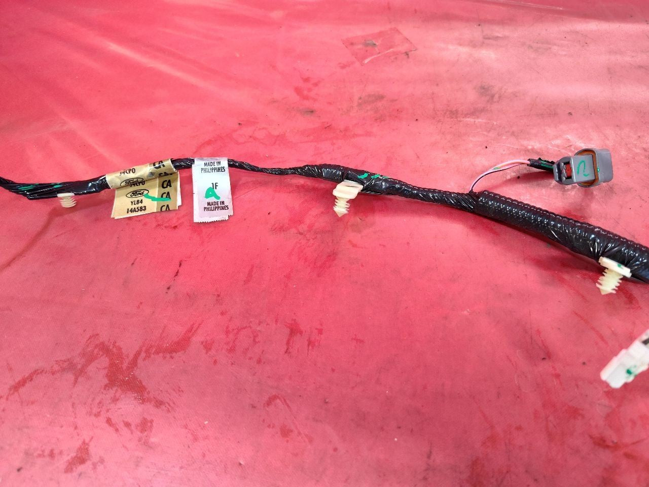 2001-2005 Mazda Tribute Ford Escape Liftgate Hatch Wiring Harness