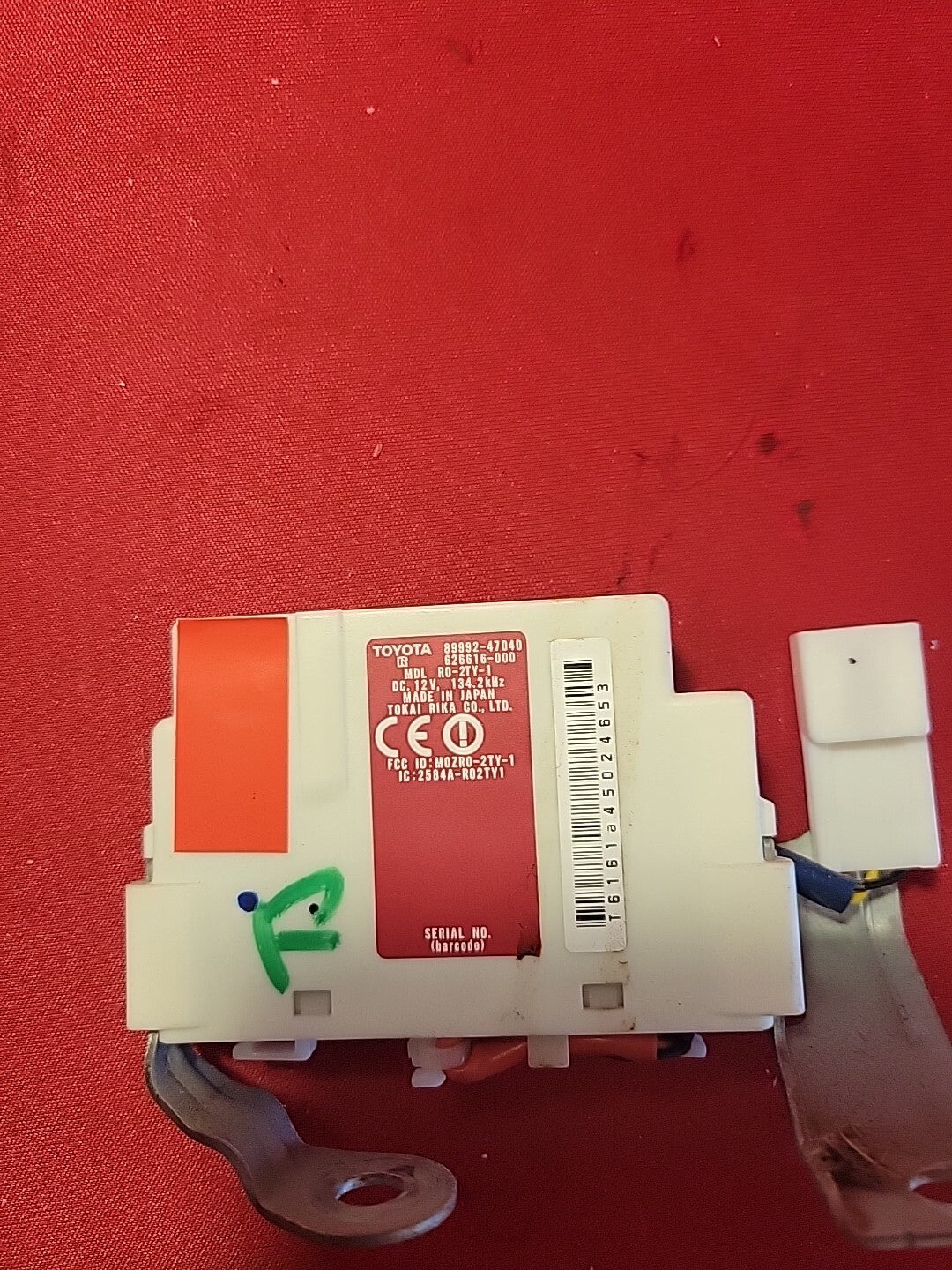 2004 - 2009 Toyota Prius indoor Oscillator Control Module OEM 8999247040