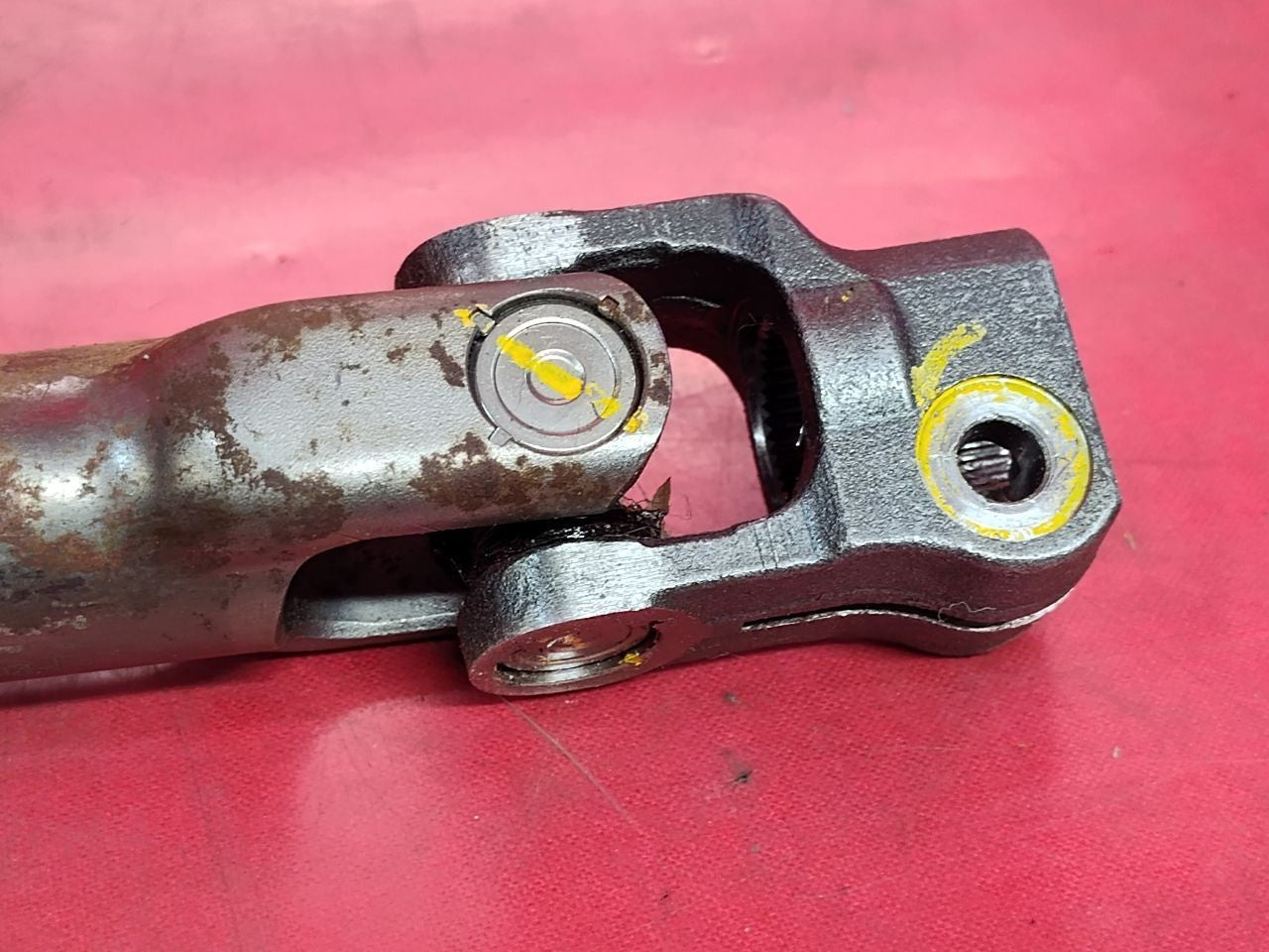2016-2020 Kia Sorento Manual Tilt/Tele Steering Column Intermediate Shaft - 81k