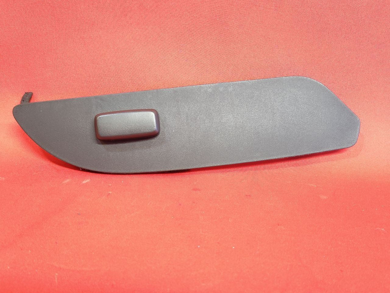2009-2017 GMC Chevy Buick FRONT RIGHT PASSENGER Power Seat Switch w/ Bezel