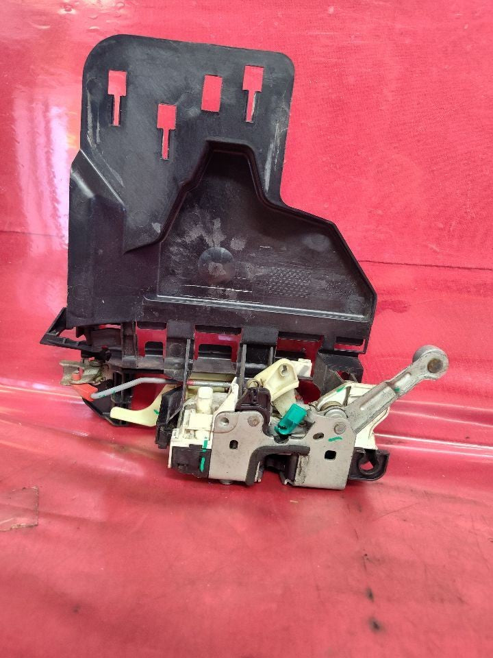 2007-2012 Liberty 07-11 Nitro FRONT LEFT DRIVER Door Latch Lock Actuator