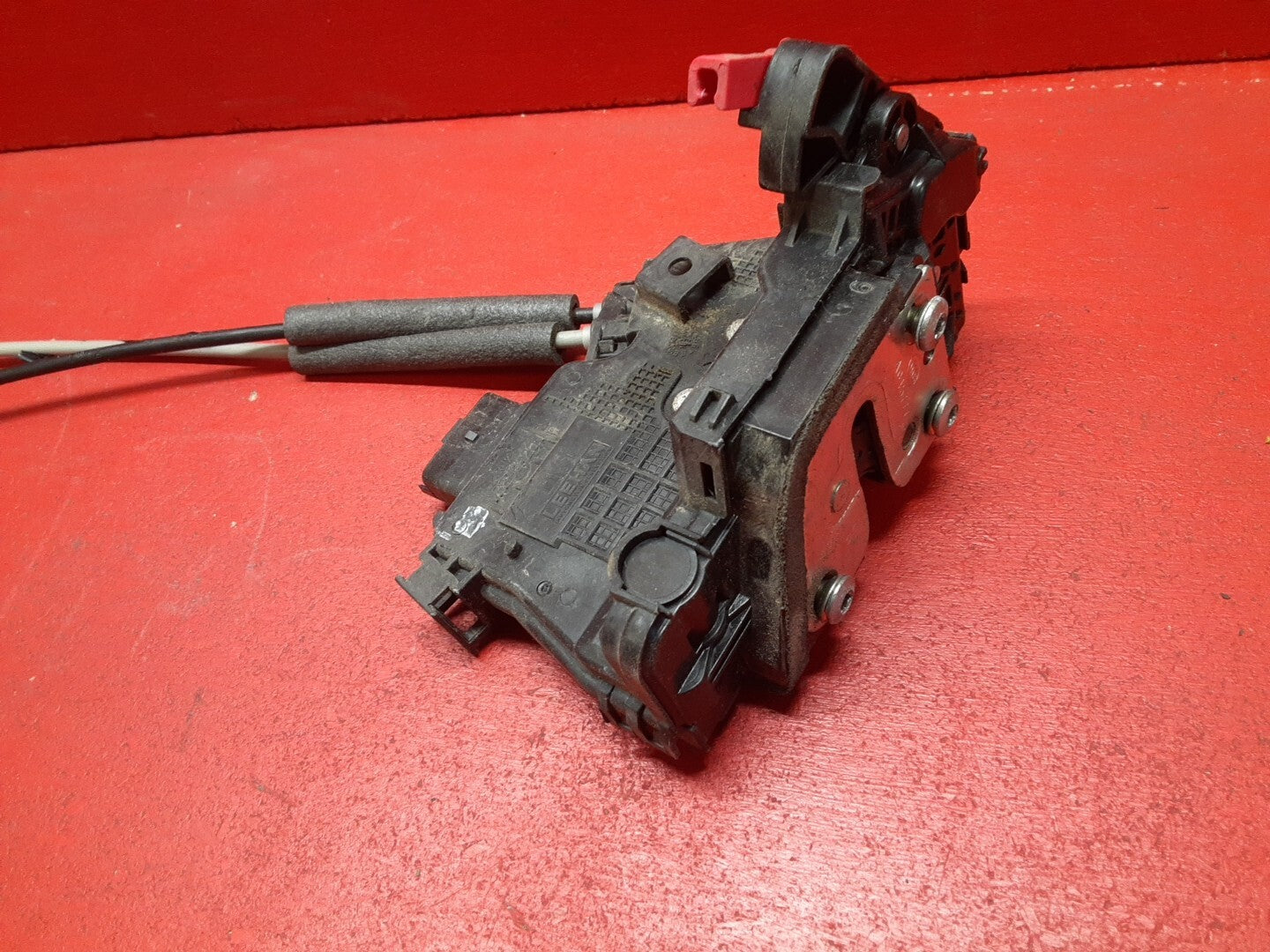 2011 2012 2013 Kia Soul Rear Right Pass Dorr Latch Lock Assembly 81420-2K030