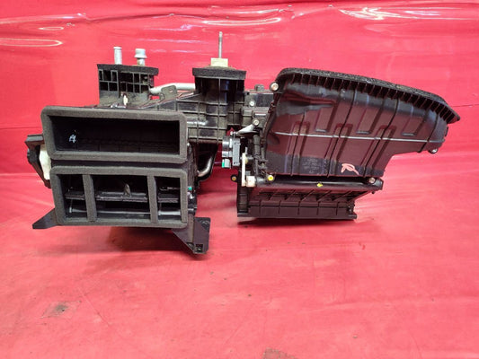 2015 Chevy Spark Electric EV HVAC Heater Box Blower Housing Unit 94524457 - 69k