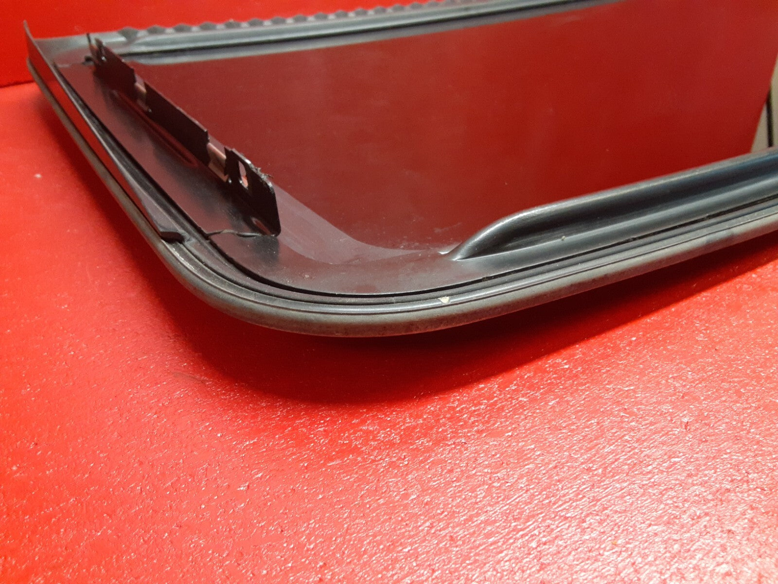 2003 - 2014 Volvo XC90 Sunroof Outer Glass Window Roof Top 31385988
