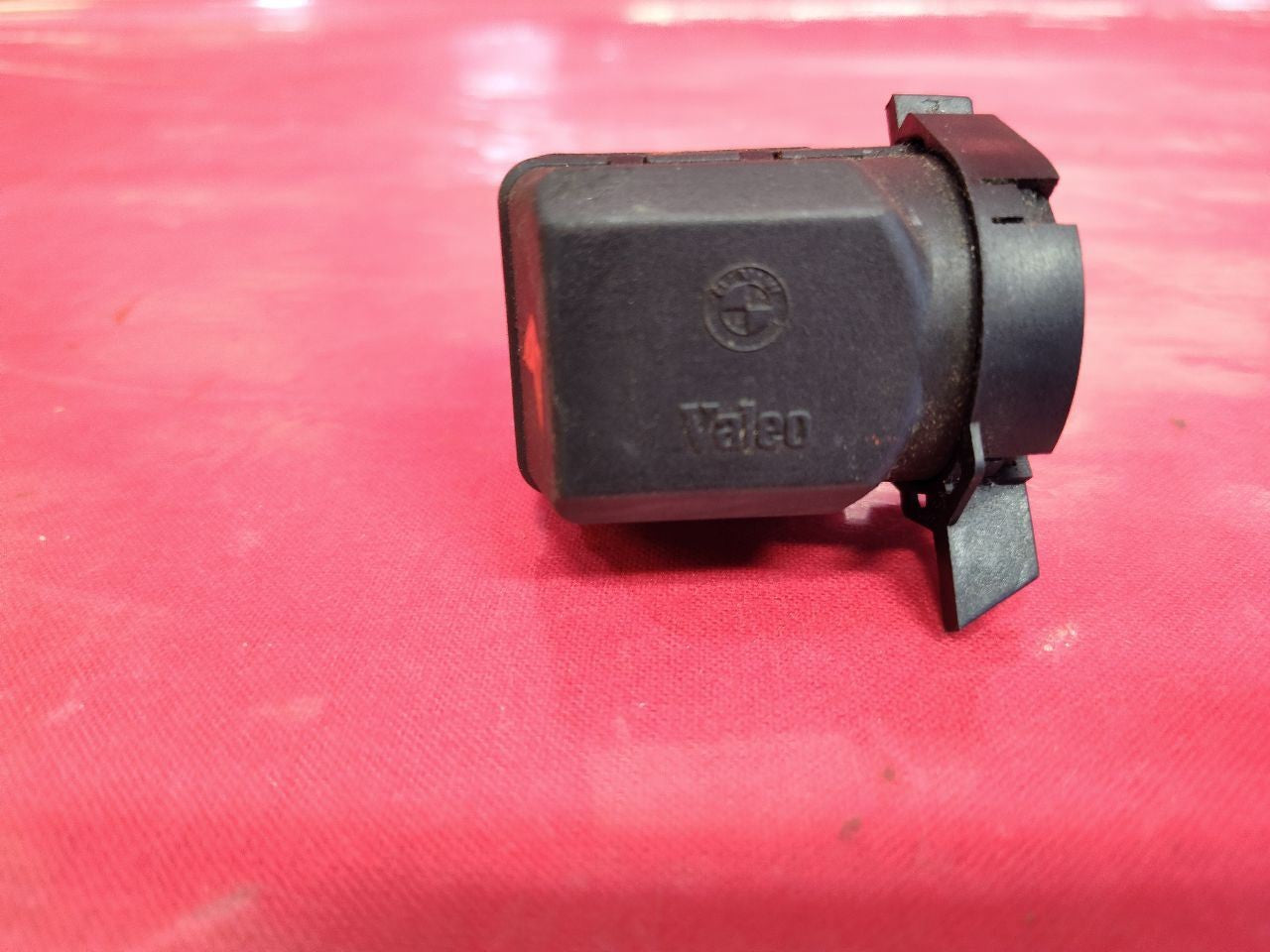 02-08 Mini Cooper Base / S Coupe / Convertible Steering Column Ignition Switch