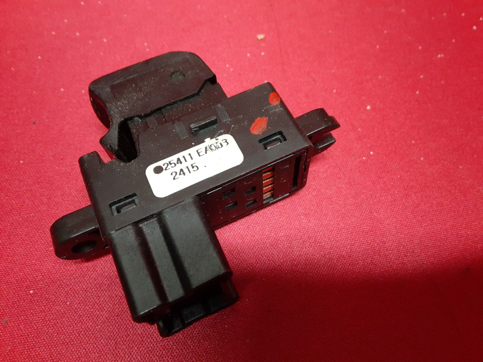 2005 - 2021 Nissan Multiple Models RIGHT REAR Window Switch 25411-EA003