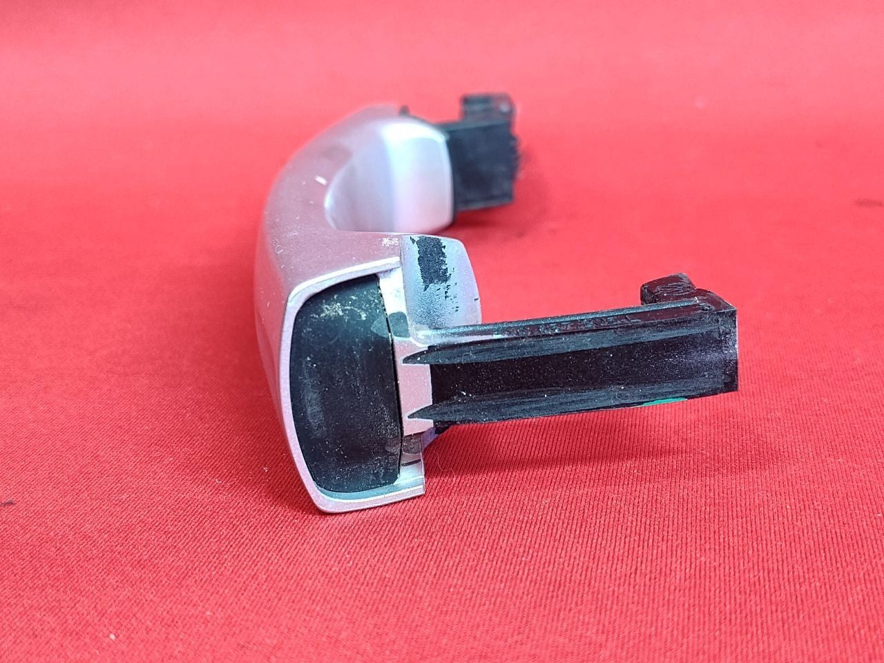 2009-2018 Volkswagen FRONT RIGHT PASSENGER Door Handle Set LA7WL Reflex Silver