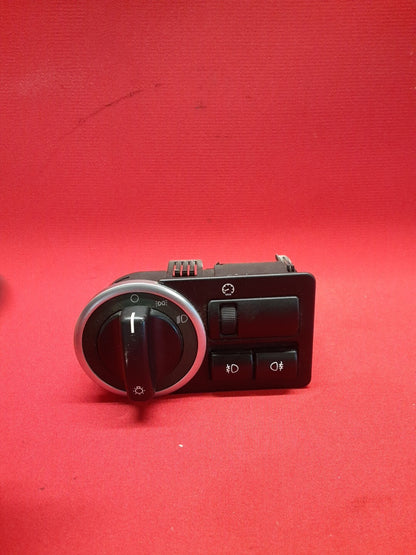 2003-2006 Range Rover HSE Headlight Lamp Switch YUD000161PUY