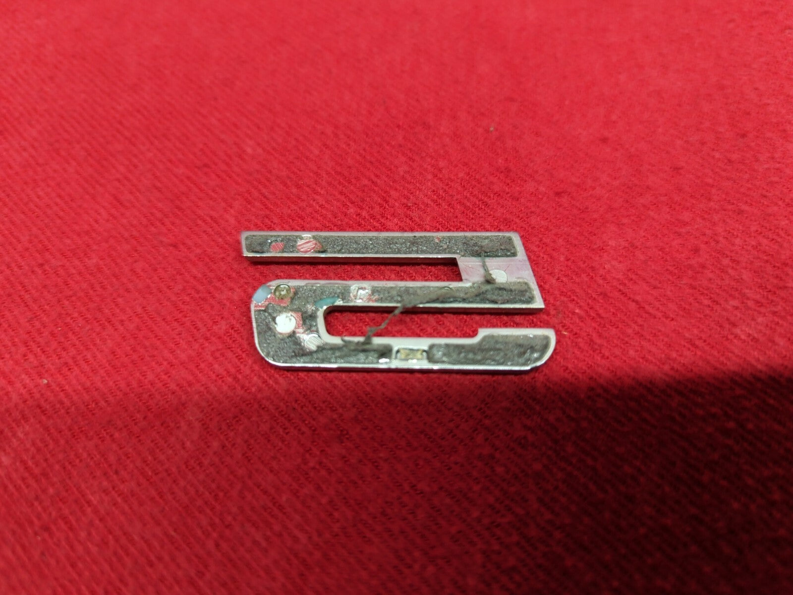 2010 2011 2012 2013 2014 2015 2016 2017 BMW 535i Badge Emblem Logo Ornament
