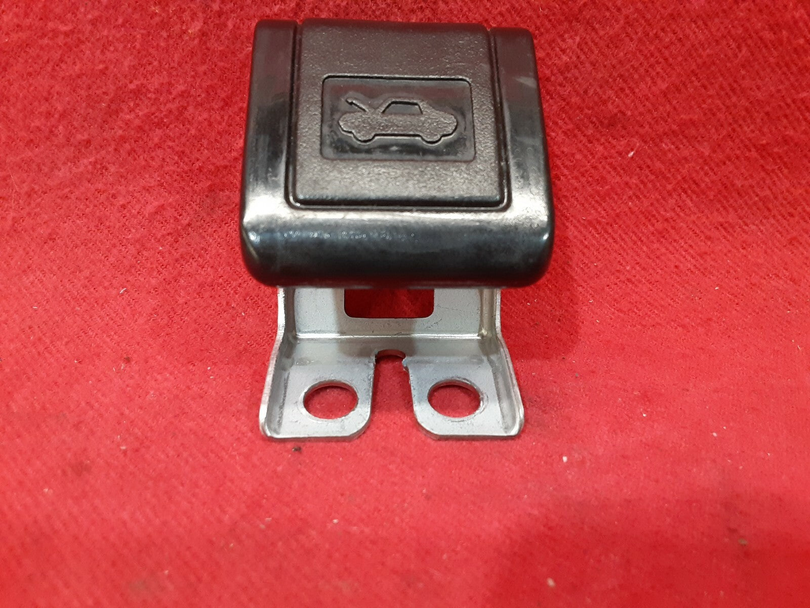 1997 1998 1999 2000 2001 Toyota Camry Hood Release Latch Switch Black
