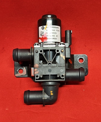 2015 Fiat 500e EV Electric 3-Way Coolant Water Pump Valve ONLY 52k MILES!