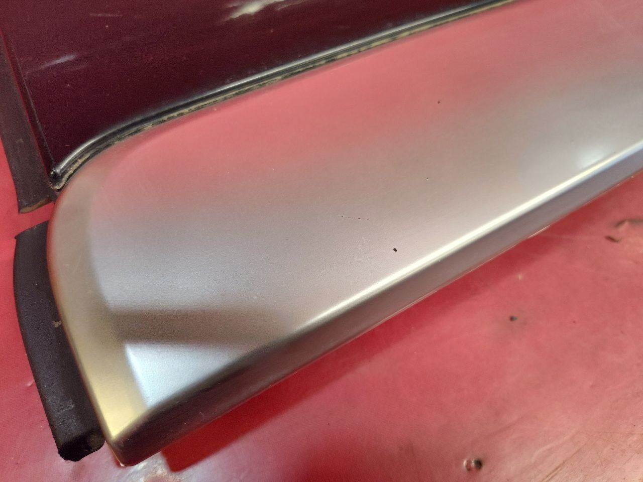2013-2022 Range Rover FRONT RIGHT PASSENGER Door Cladding Moulding w/ Trim SET