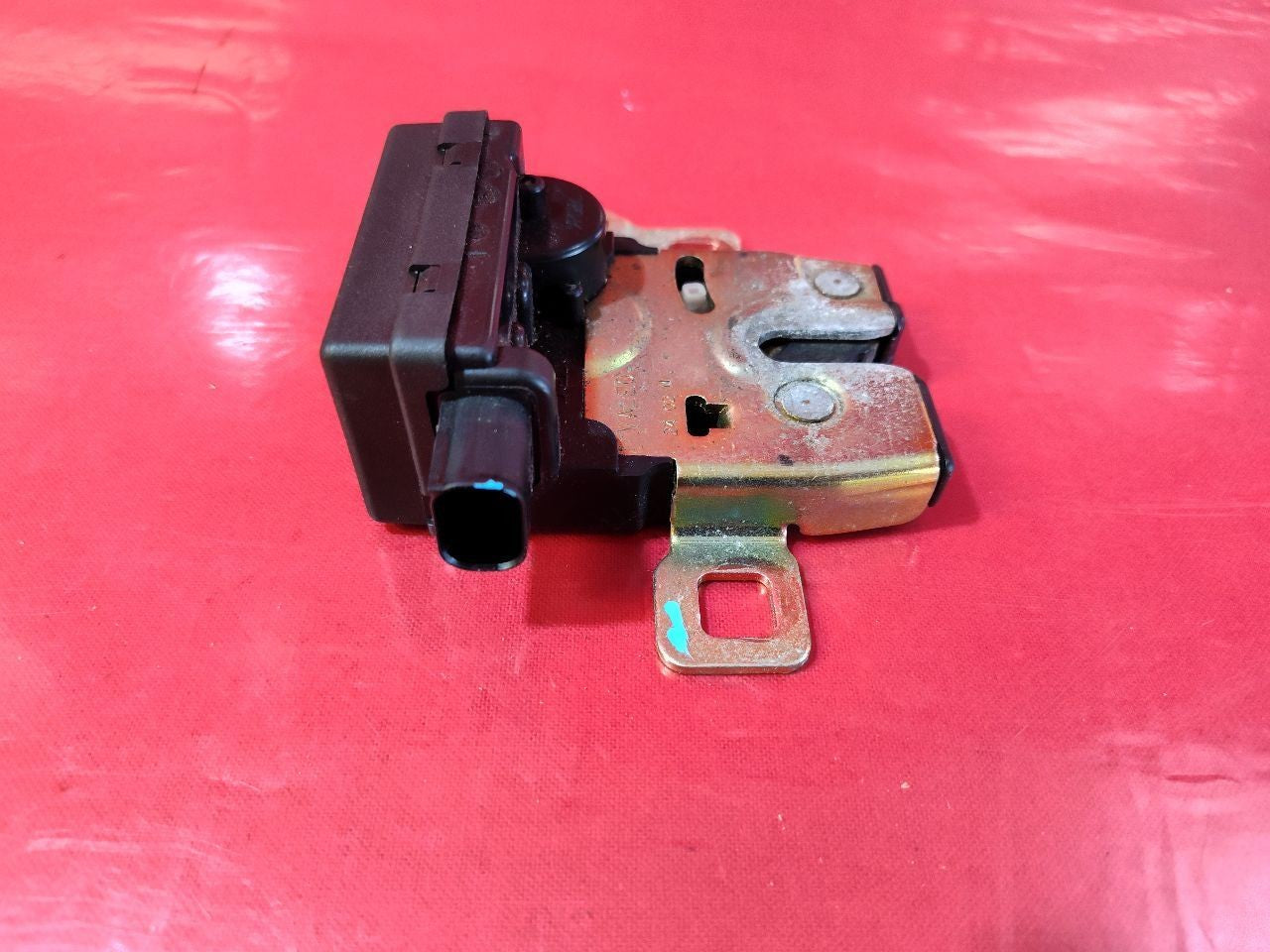 2002-2015 Mini Cooper Rear Trunk Liftgate Lid Hatch Latch Lock Actuator