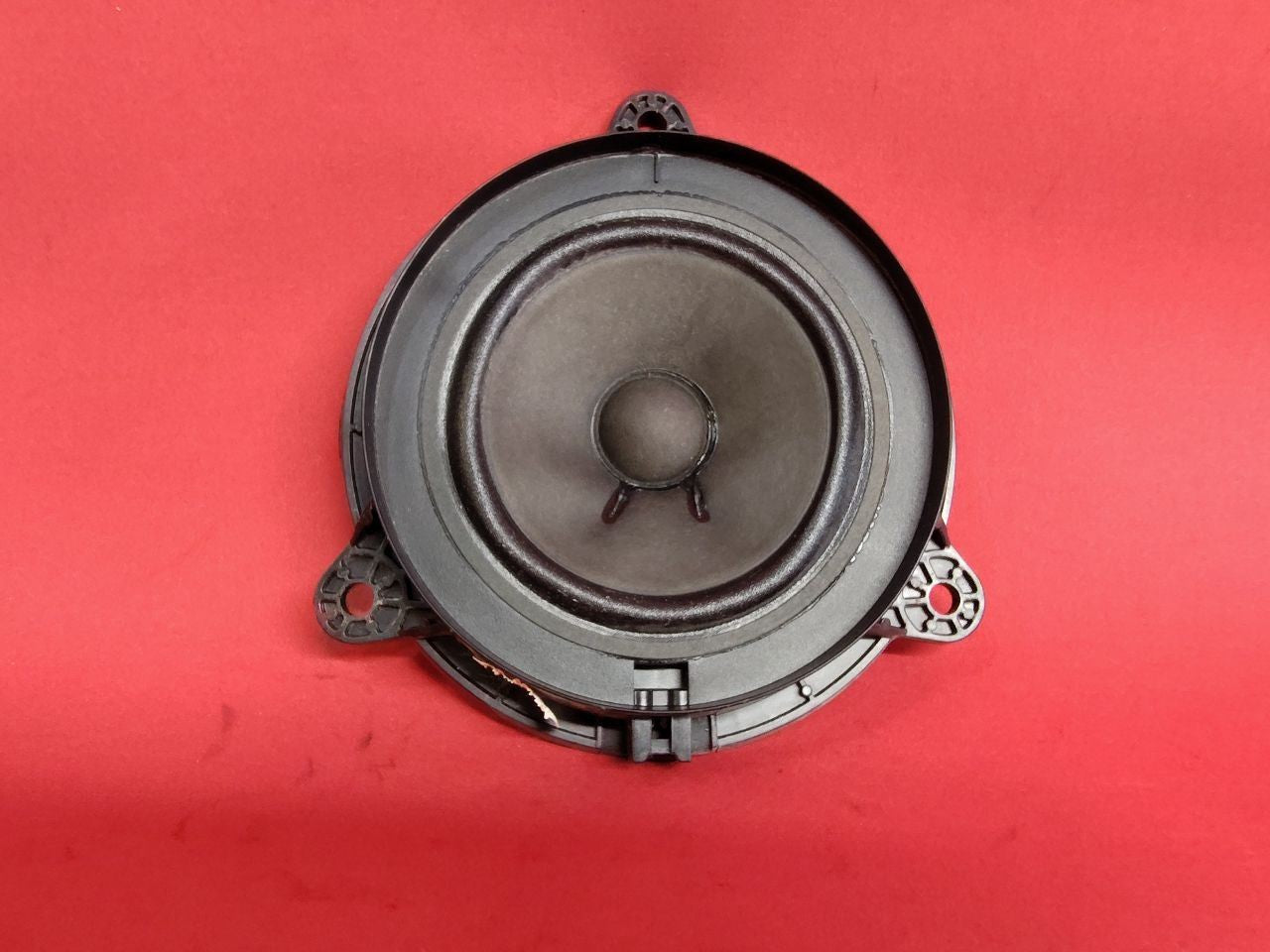22-24 Mitsubishi 13-25 Nissan REAR Left or Right Door Speaker Premium Bose