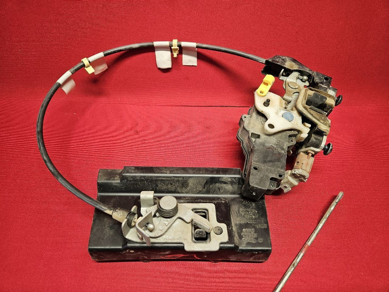 08-16 Ford F-250 F-350 Front Right Passenger Door Latch Lock Actuator w/ Handle
