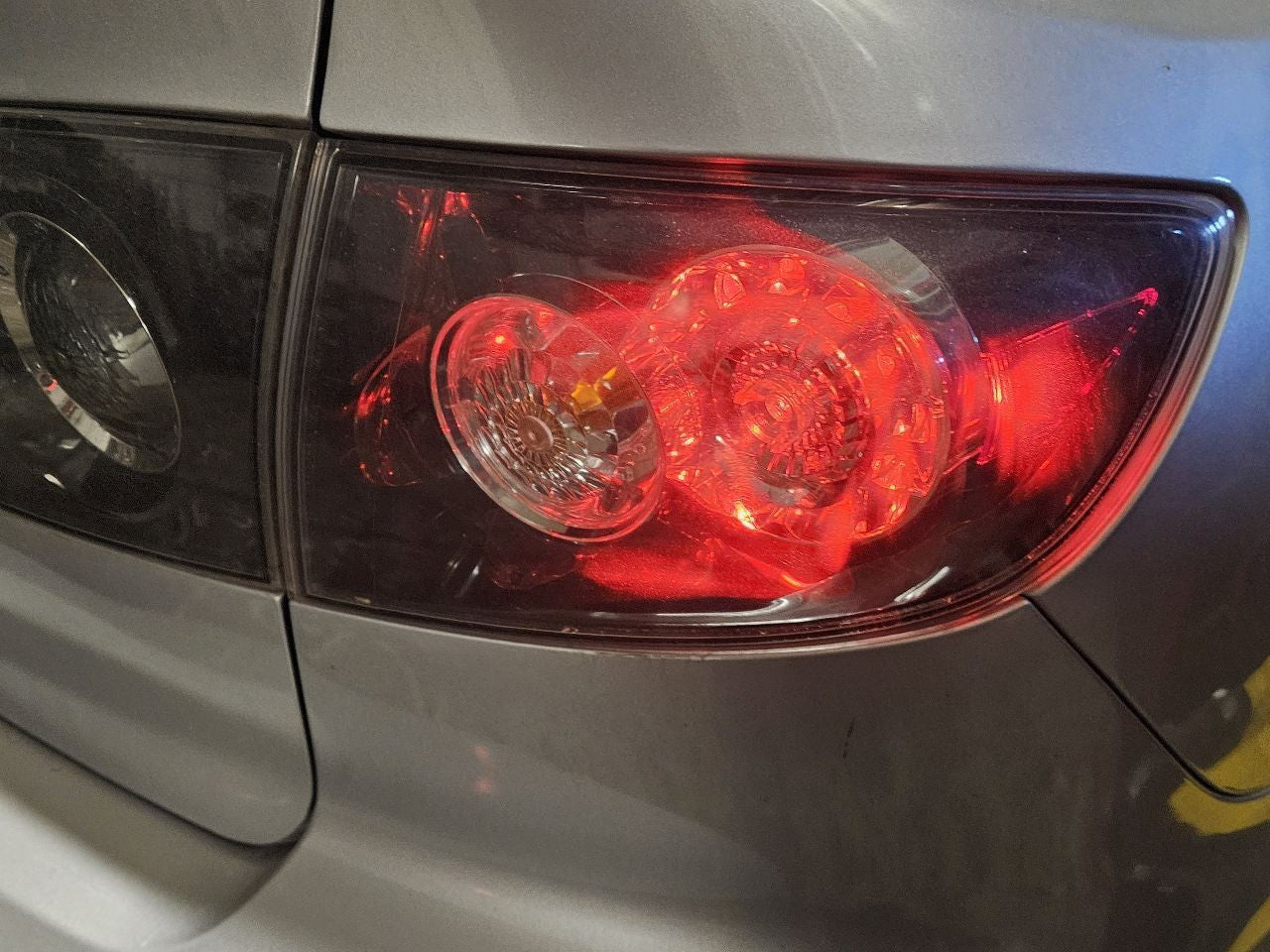 2007-2009 Mazda3 SEDAN Auto Trans Ignition Lock Cylinder Key Tumbler Key SET