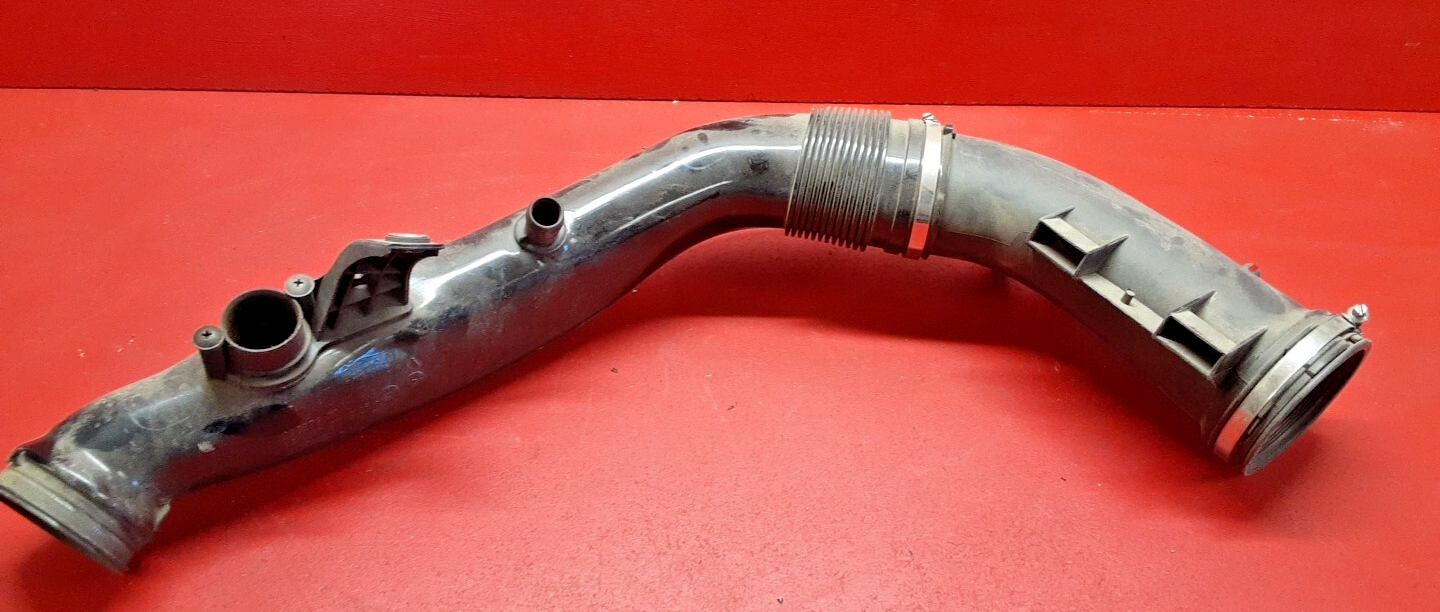 2010-2017 BMW 535i GT Upper Air Cleaner Duct Intake 3.0L turbo 13717583726