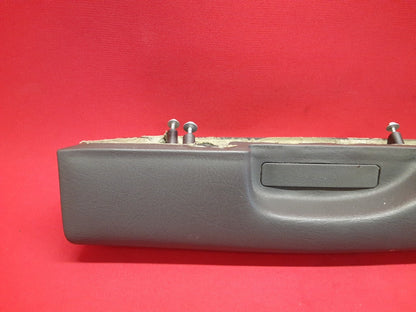 2002 2003 2004 Chevrolet Trailblazer Left Rear Door Arm Rest Assembly Gray
