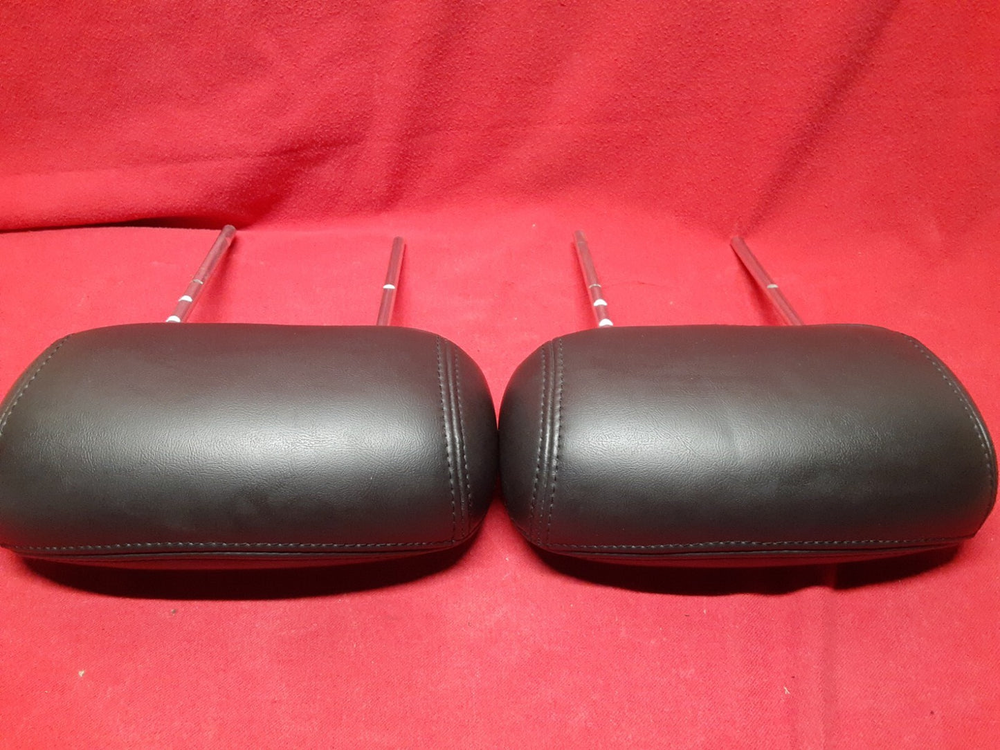 2002 - 2006 GMC Envoy Chevrolet Trailblazer THIRD ROW Set Ebony Black LEATHER