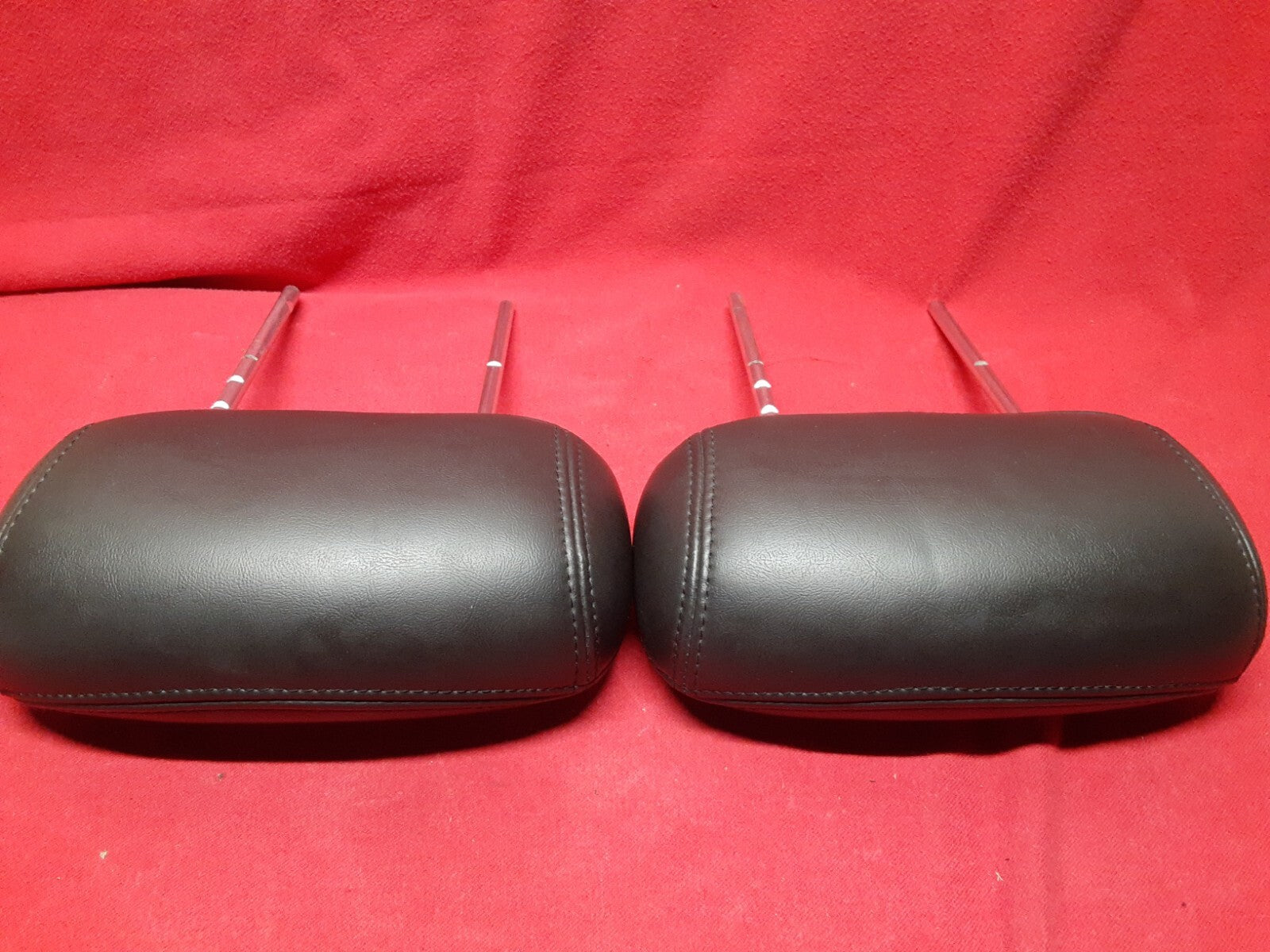 2002 - 2006 GMC Envoy Chevrolet Trailblazer THIRD ROW Set Ebony Black LEATHER
