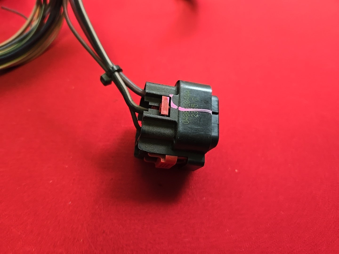 2006 2007 Chrysler Town & Country Dodge Caravan Body Control Module - PIGTAILS