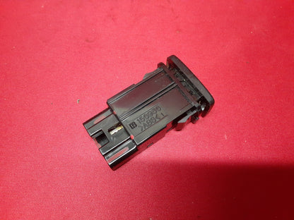 2004 - 2007 Toyota Highlander Dash Panel REAR Heat Climate Switch 84730-48010