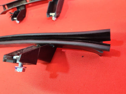 2012-2019 Fiat 500 Front RIGHT PASSENGER Door Glass Window Channel Guide SET