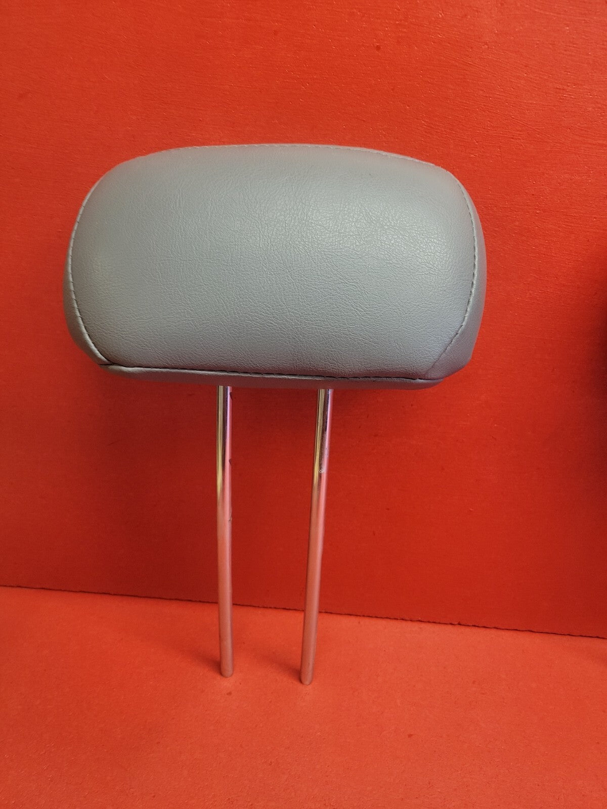 2004 2005 2006 Acura MDX Rear Headrest Gray Leather - SET OF 3 GRAY