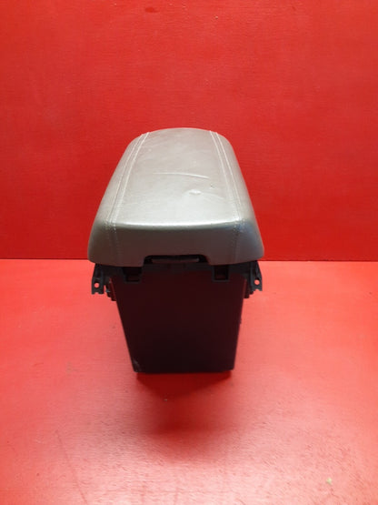 2011 2012 2013 Kia Sportage Center Console Bin W/ Armrest 846603W000GAH
