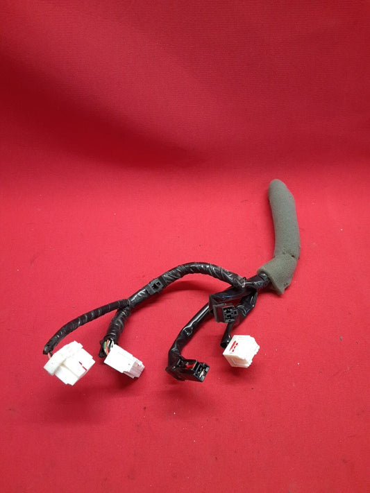 2006 Nissan Xterra Cabin Body Fuse Junction Block OEM PIGTAILS