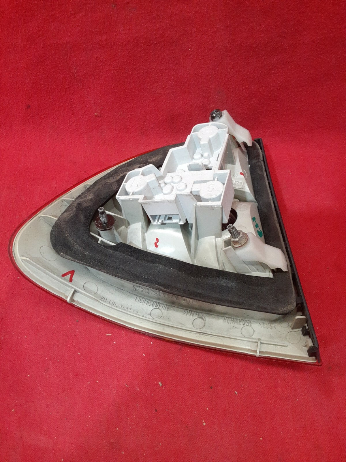 BMW - E46 325i Passenger / Right Tail Light Lamp SW / Wagon - 63216905628