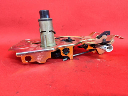 2000-2006 Suburban Tahoe Yukon 02-06 Escalade Liftgate Hatch Window Latch