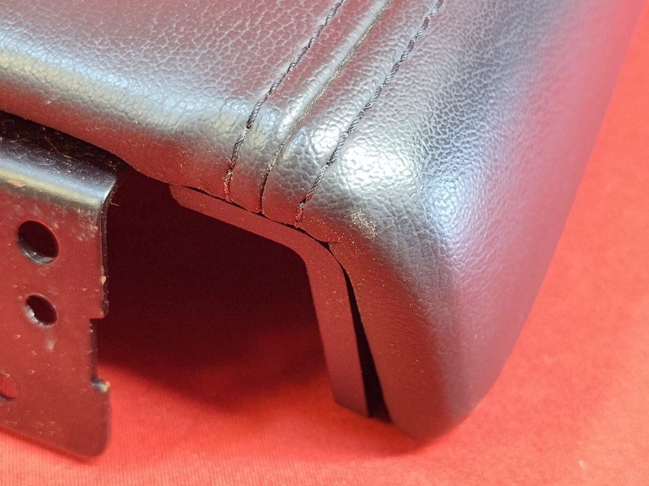 2007-2012 Chevy Buick GMC Center Console Armrest Lid Black Leather 22844185