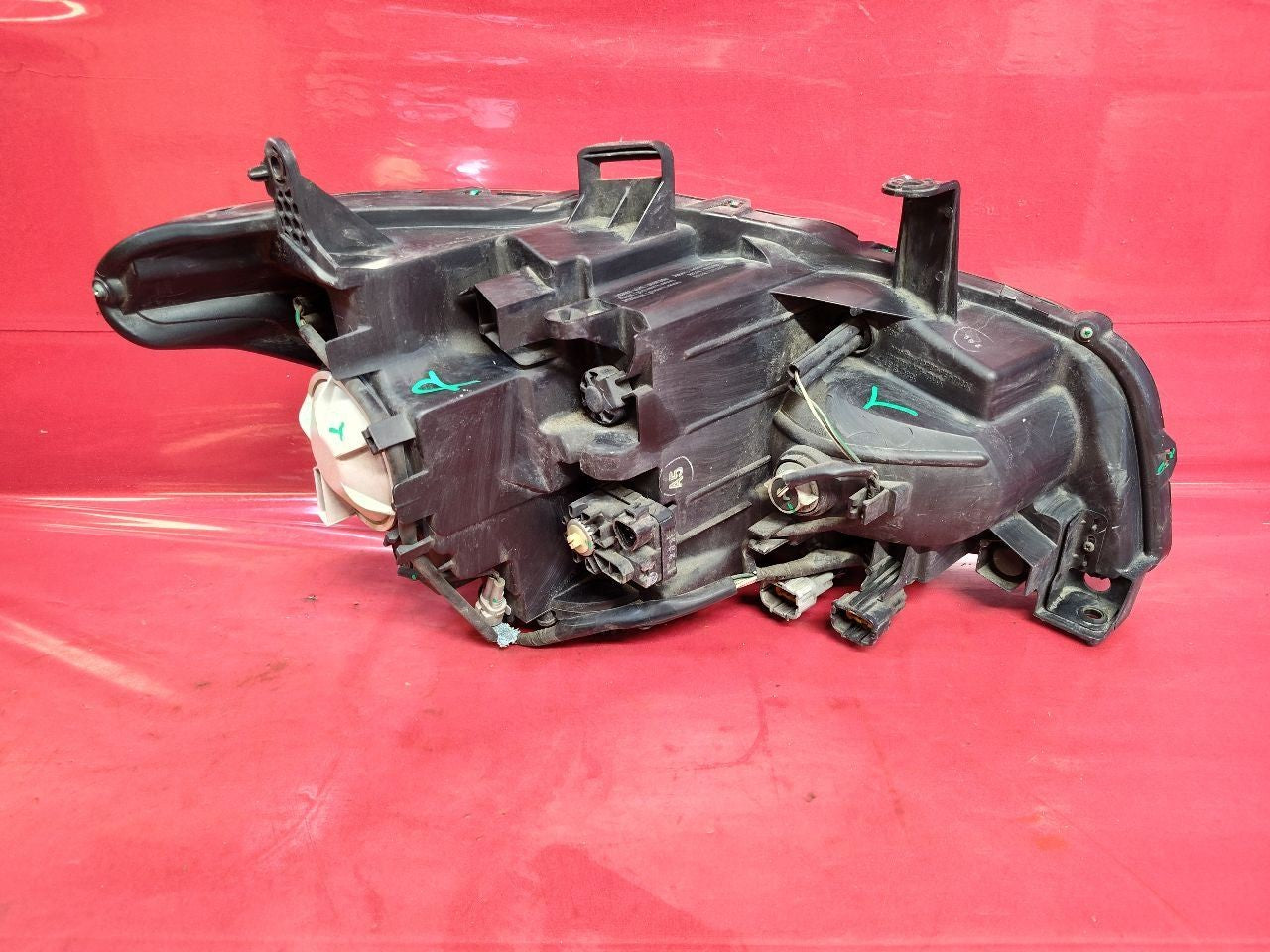 11-13 Infiniti QX56 / 14 QX80 Left Driver HID Xenon Auto-Leveling Headlight Lamp