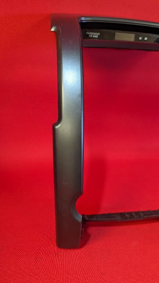 2011-2013 Kia Sorento Radio / Climate Control Dash Trim Bezel w/ Digital Clock