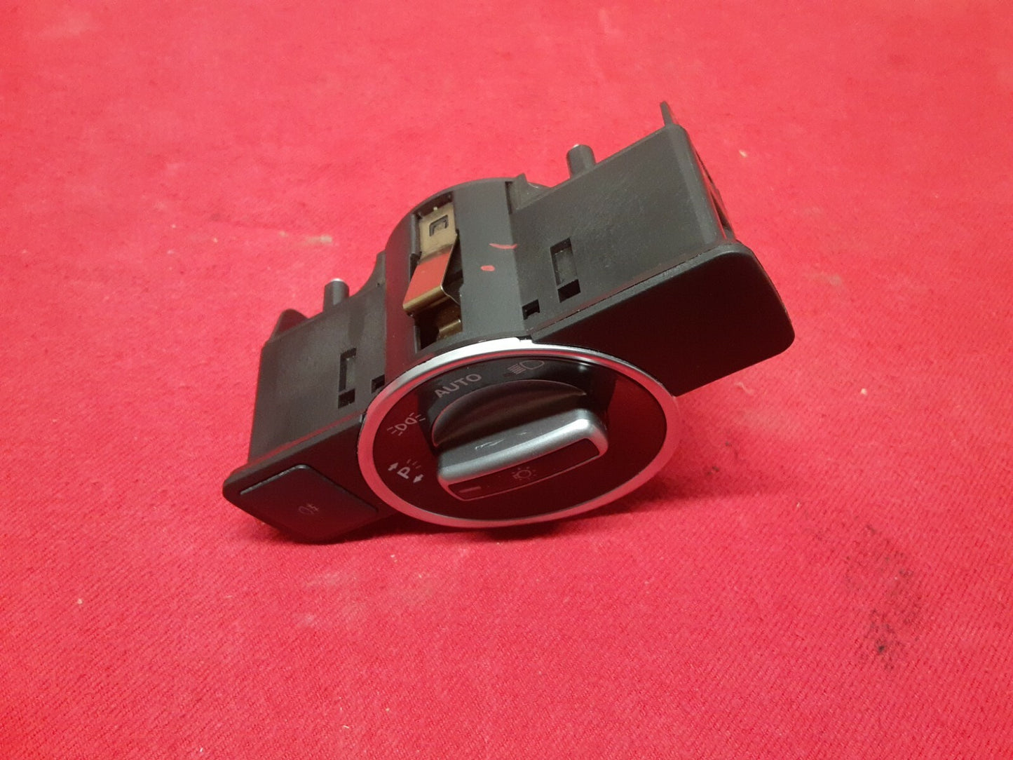 2010 - 2020 Mercedes C-Class E-Class G-Class Headlight Headlamp Switch Bezel
