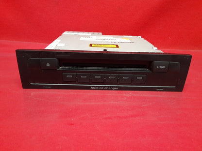 2007 -2008 Audi Q7 6Disc 6 Disc CD Changer 4L0-035-111 / 4L0-910-111-A