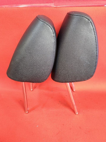 2010 2011 VW Tiguan 09-11 Eos FRONT Left Right Seat Headrest Set Leatherette Blk